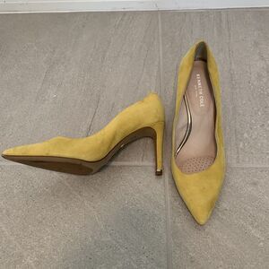 Kenneth Cole Yellow High Heel Suede  Pumps Size 9.5